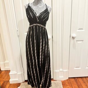 Elegant Black and Tan V-Neck Maxi Dress